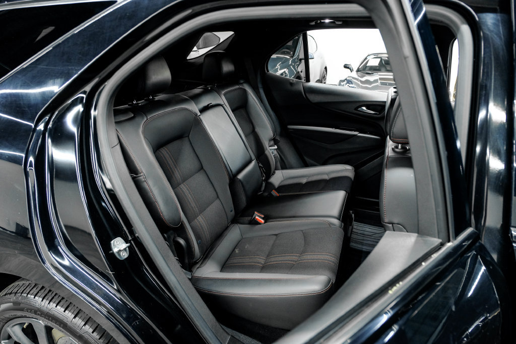 Used 2022 Chevrolet Equinox RS w/ Infotainment Package FWD image 35