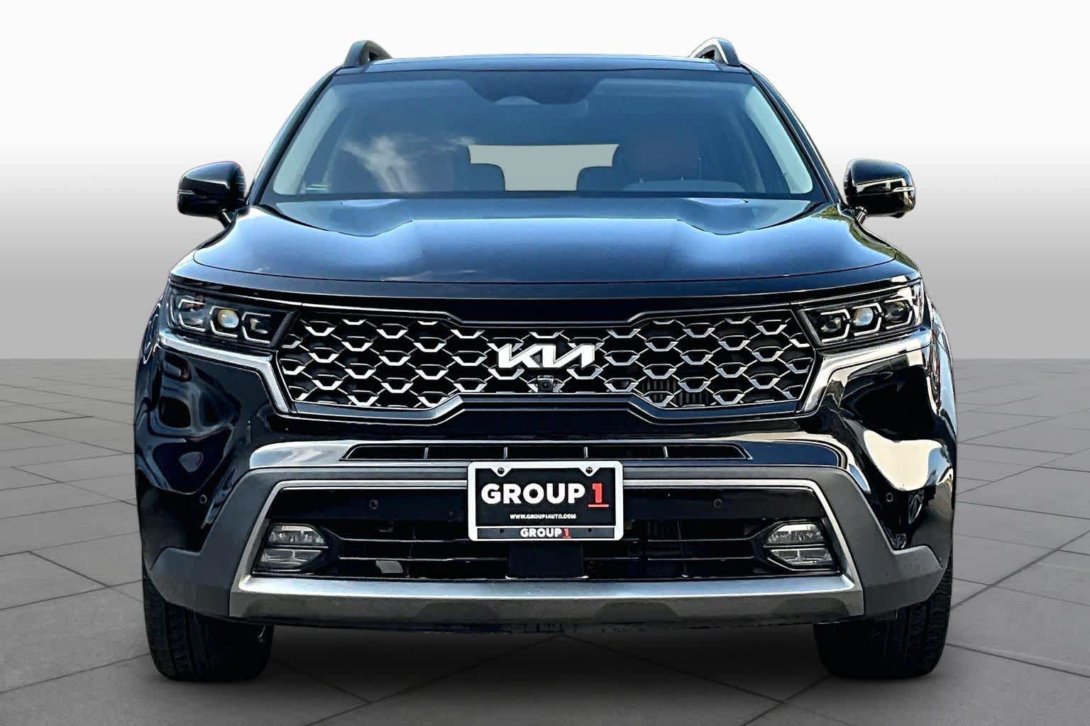 Used 2022 Kia Sorento SX Prestige w/ Rust Color Package AWD/4WD image 4