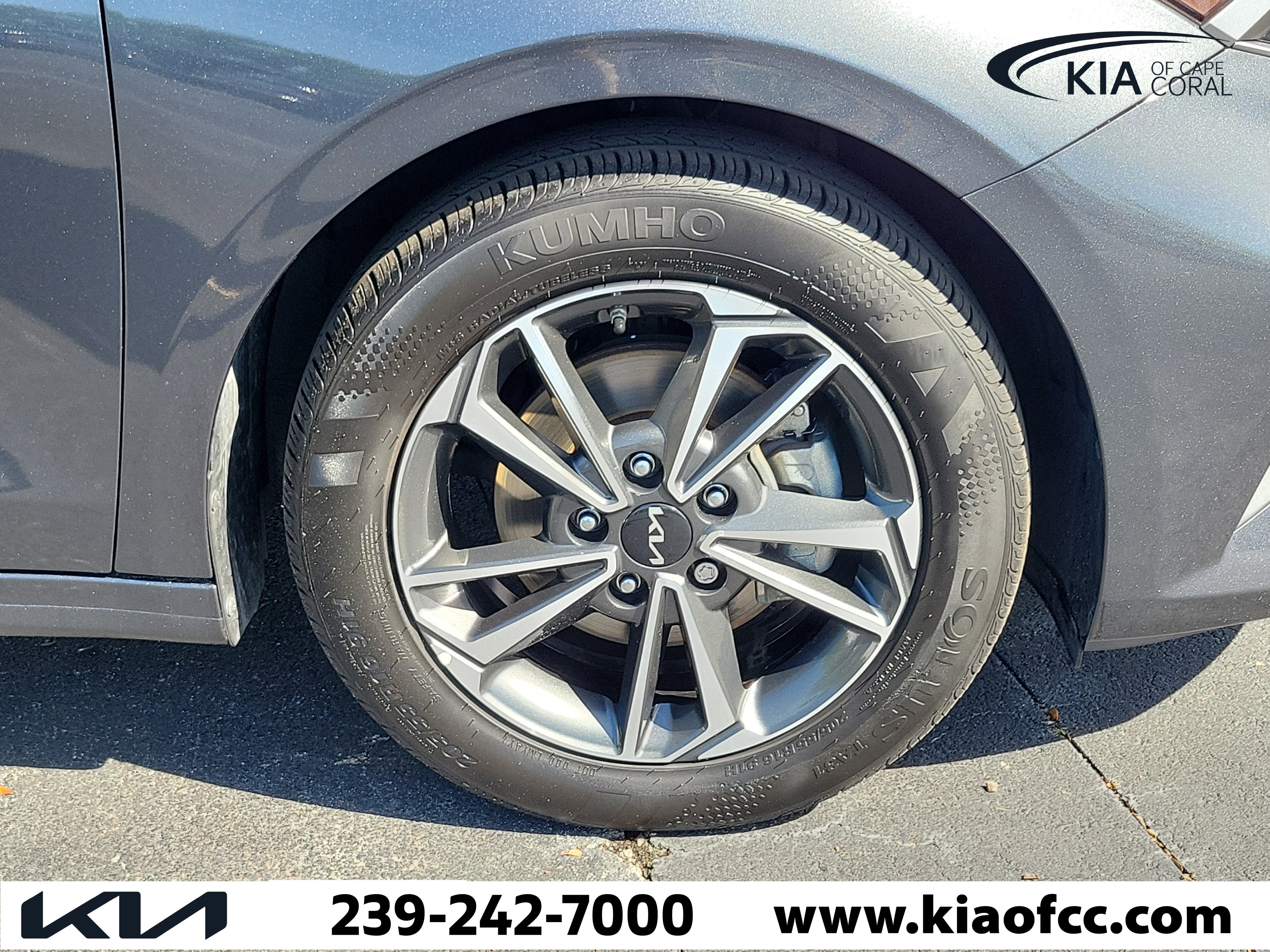 Certified 2024 Kia Forte LXS image 7