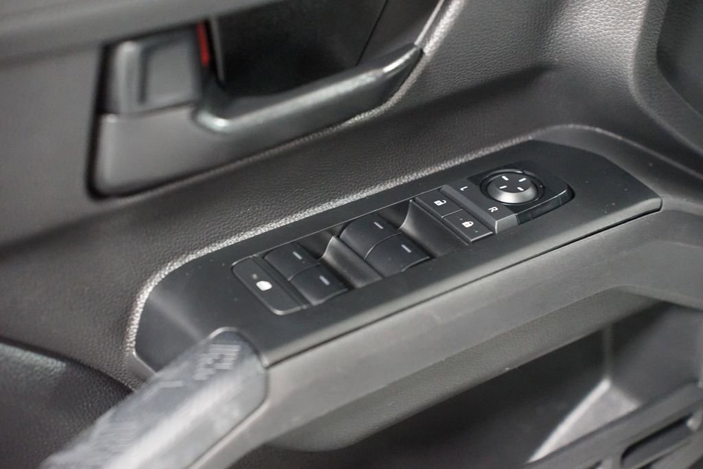 Certified 2024 Toyota Tacoma SR AWD/4WD image 30