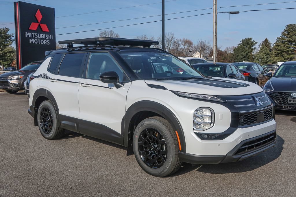 New 2026 Mitsubishi Outlander AWD image 7