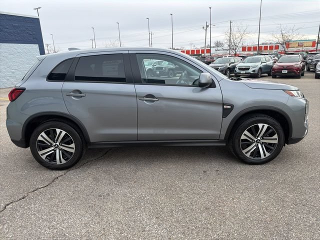 Used 2024 Mitsubishi Outlander Sport ES AWD/4WD image 7