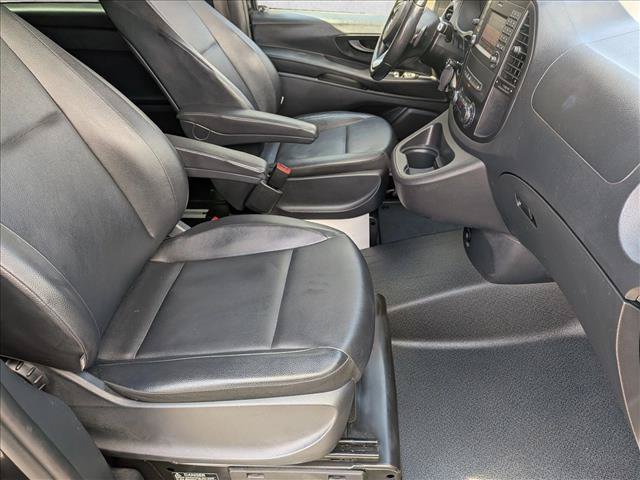 Used 2018 Mercedes-Benz Metris Passenger image 19