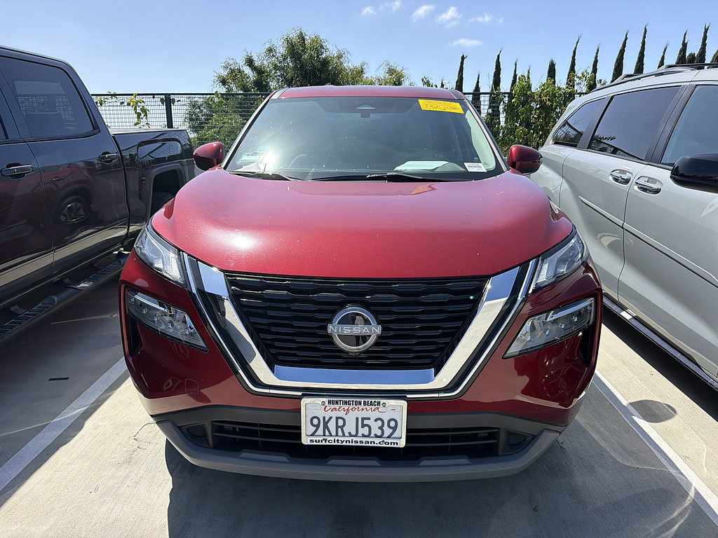 Used 2023 Nissan Rogue SV