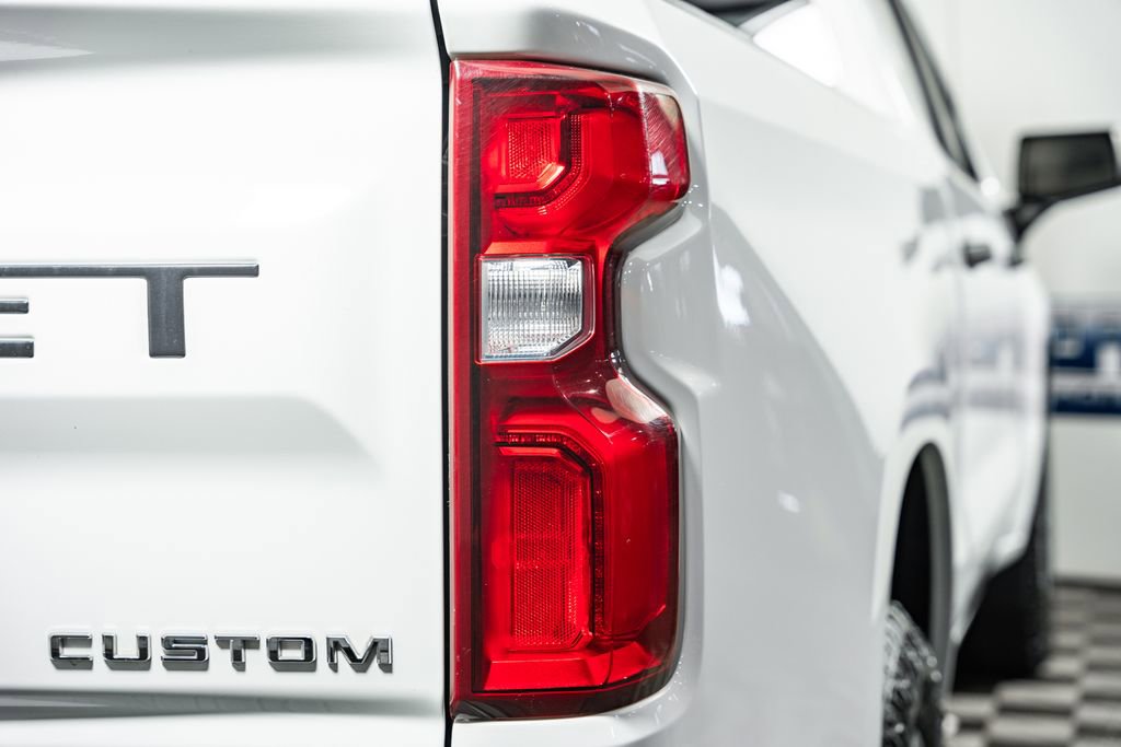 Used 2019 Chevrolet Silverado 1500 Custom w/ Custom Convenience Package image 6