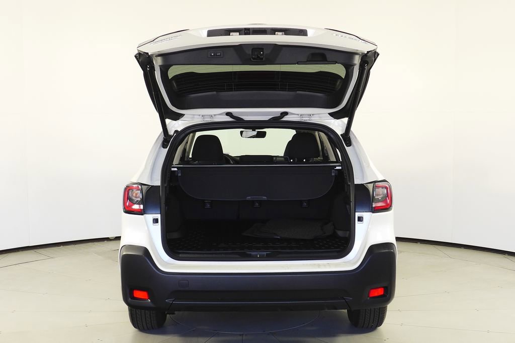 Certified 2025 Subaru Outback Premium image 10