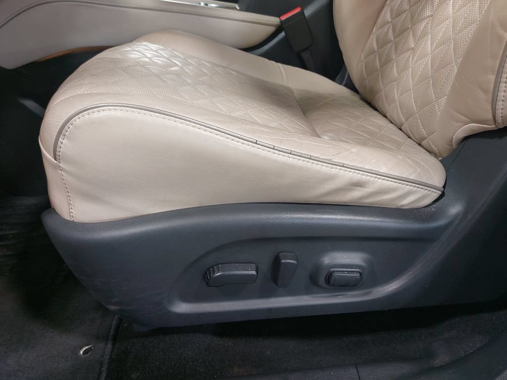 Used 2020 Nissan Murano Platinum w/ Cargo Package AWD/4WD image 30