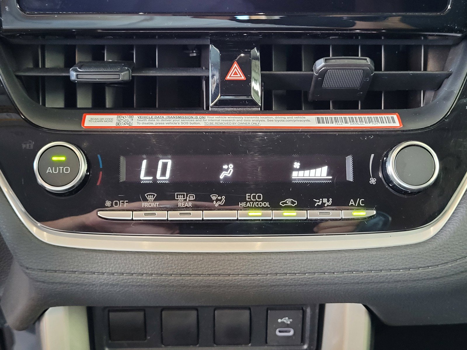 Used 2024 Toyota Corolla Cross LE FWD image 13