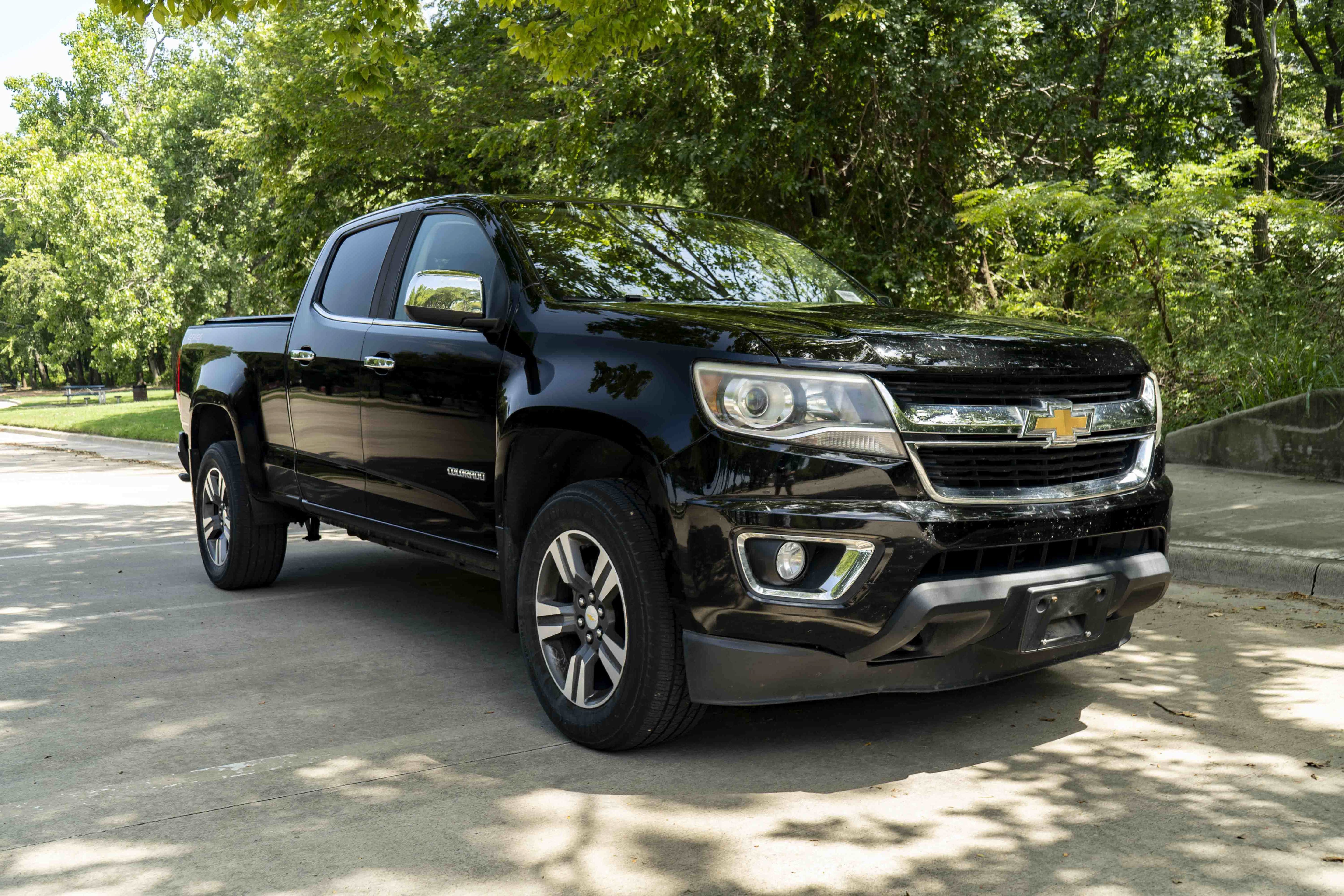 Used 2018 Chevrolet Colorado LT w/ Luxury Package, Chrome AWD/4WD video 2