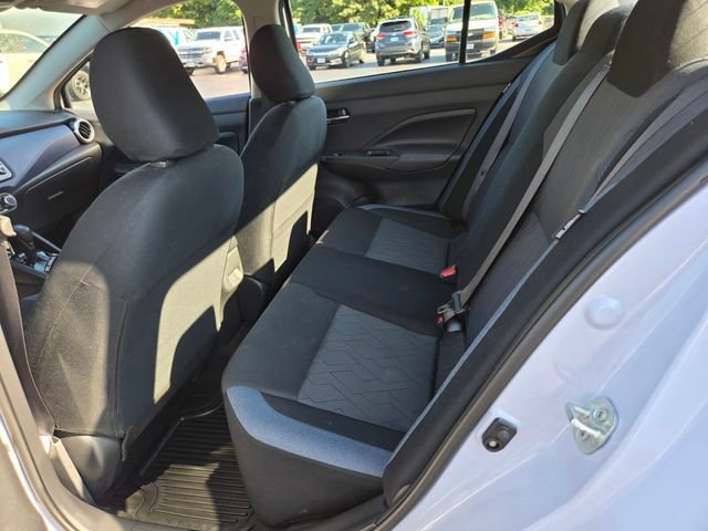 Used 2024 Nissan Versa SV FWD image 11