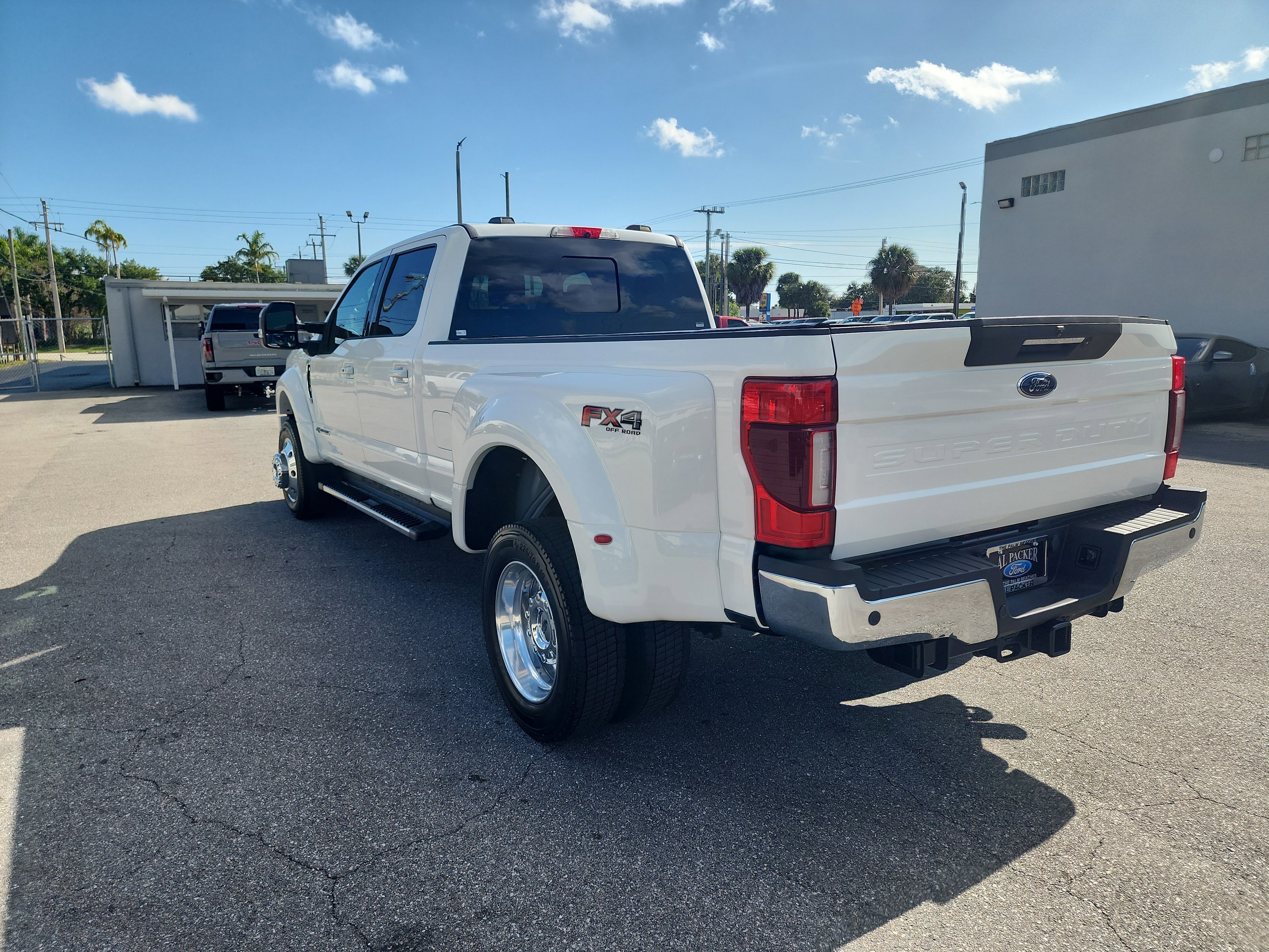 Used 2020 Ford F450 Lariat w/ Lariat Ultimate Package image 3