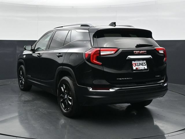 Used 2023 GMC Terrain SLT w/ Infotainment Package II AWD/4WD image 8