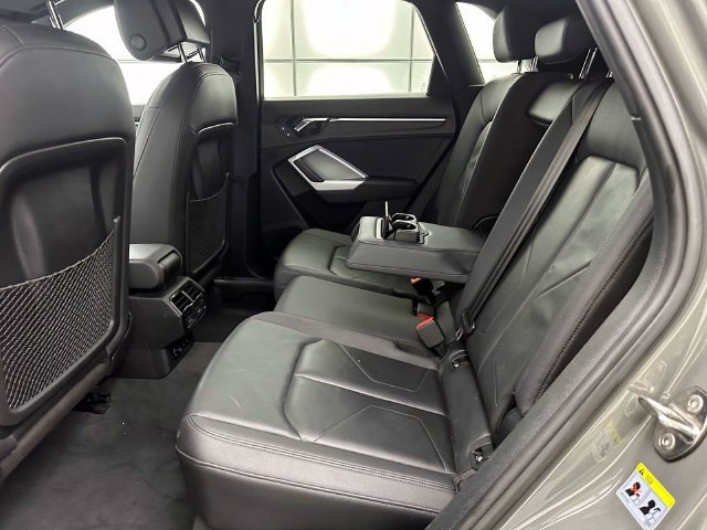 Used 2021 Audi Q3 2.0T Premium w/ Convenience Package AWD/4WD image 12