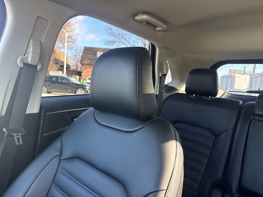 Used 2024 Ford Edge SEL w/ Convenience Package image 43