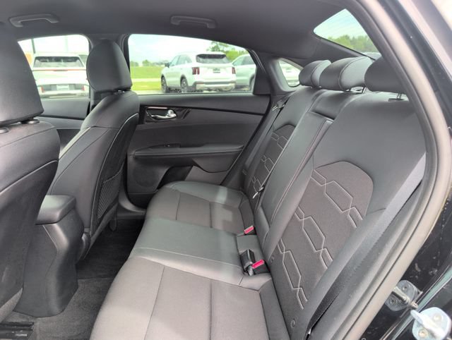Used 2022 Kia Forte GT-Line w/ GT-Line Technology Package FWD image 31