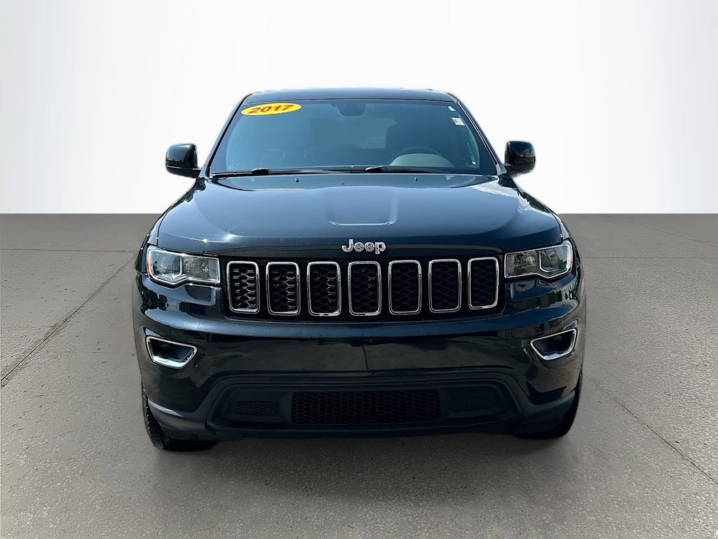 Used 2017 Jeep Grand Cherokee Laredo RWD image 9