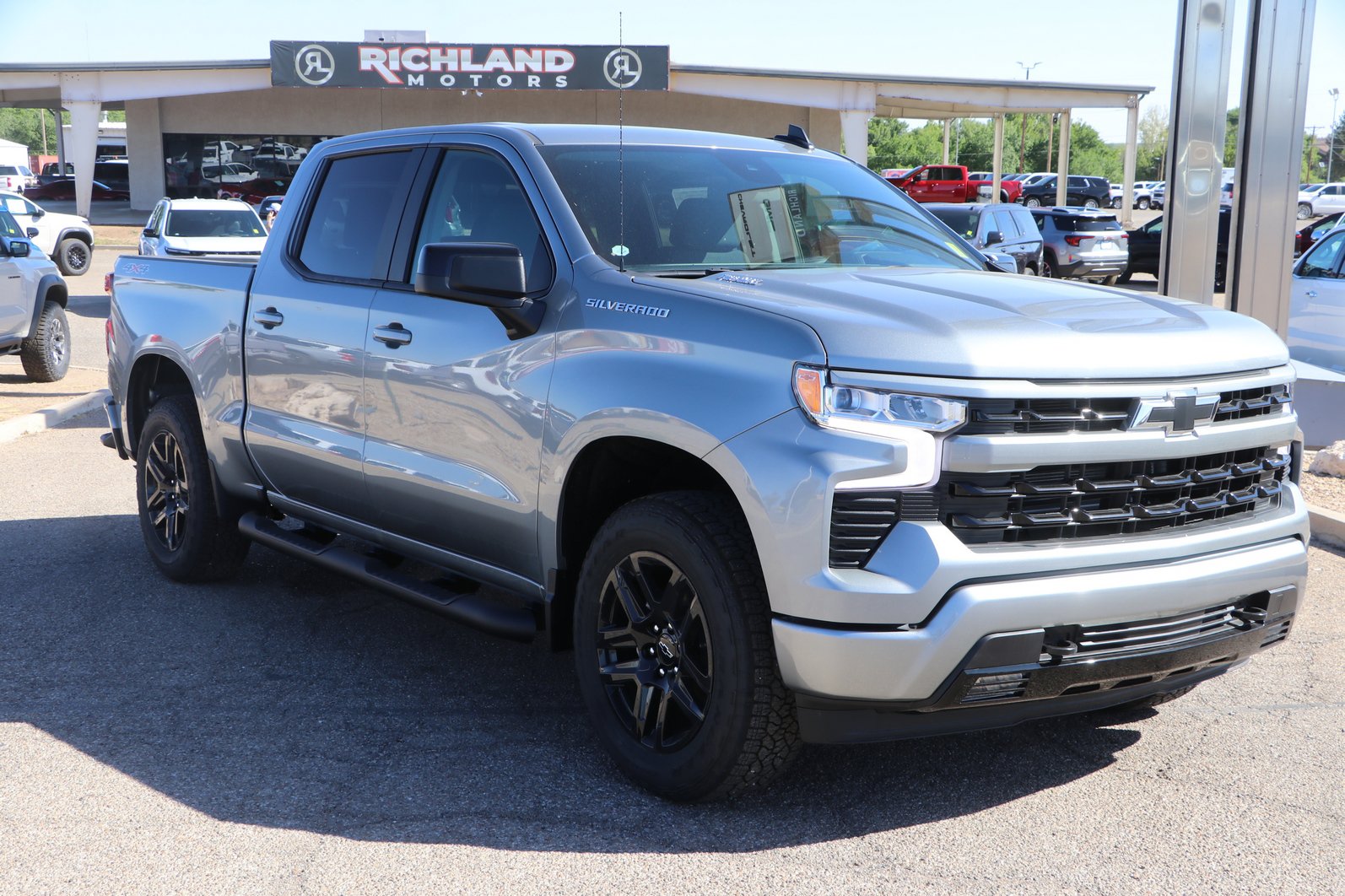 New 2026 Chevrolet Silverado 1500 RST w/ RST Select Package AWD/4WD image 1