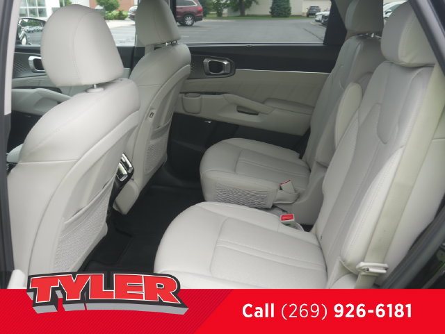 Used 2023 Kia Sorento SX Prestige AWD/4WD image 46