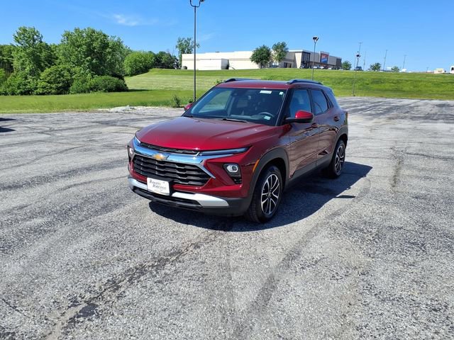 Used 2024 Chevrolet TrailBlazer LT w/ LT Cold Weather Package FWD image 37