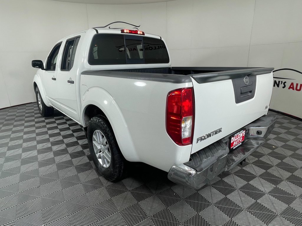 Used 2017 Nissan Frontier SV image 4