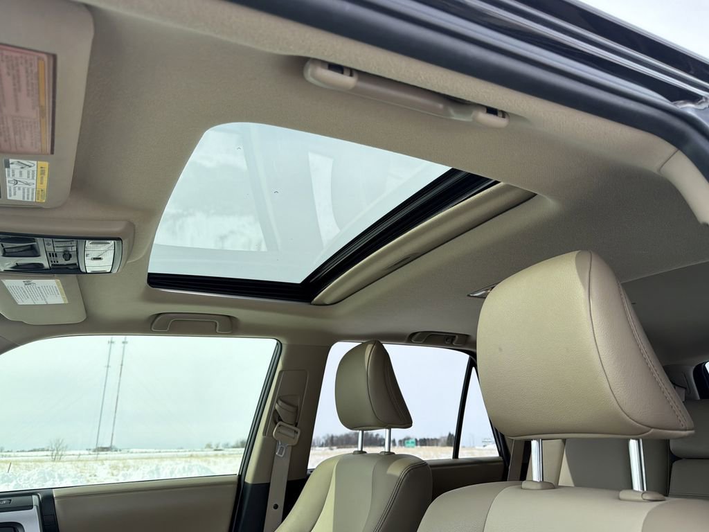 Used 2019 Toyota 4Runner SR5 Premium image 5