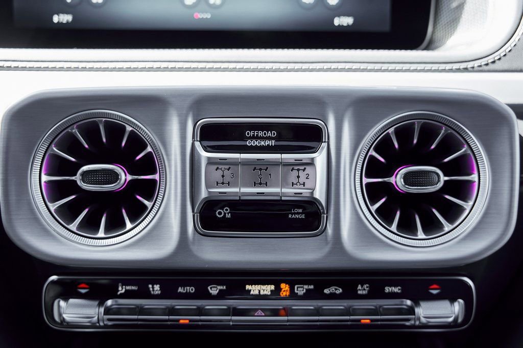 Used 2025 Mercedes-Benz G 63 AMG 4MATIC image 74