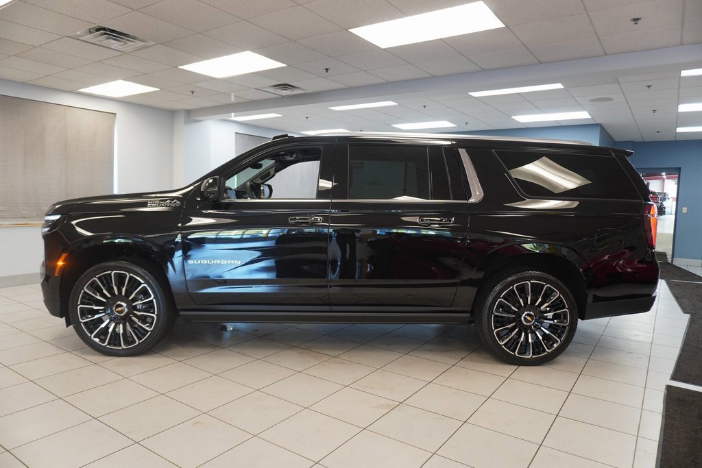 New 2026 Chevrolet Suburban High Country image 2