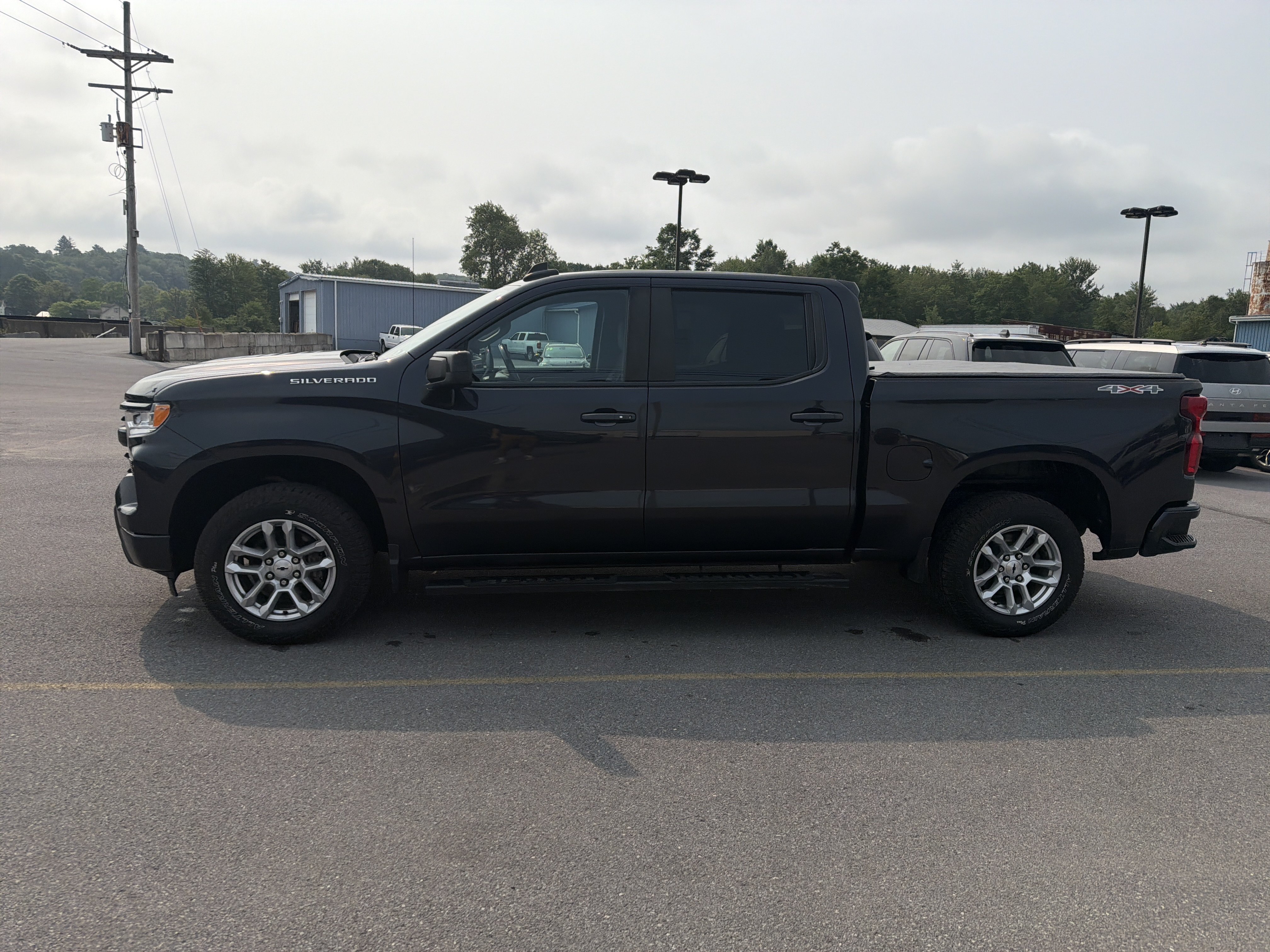Used 2022 Chevrolet Silverado 1500 RST AWD/4WD image 12