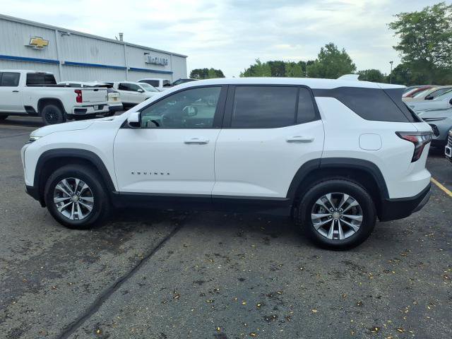 Used 2026 Chevrolet Equinox LT AWD/4WD image 8