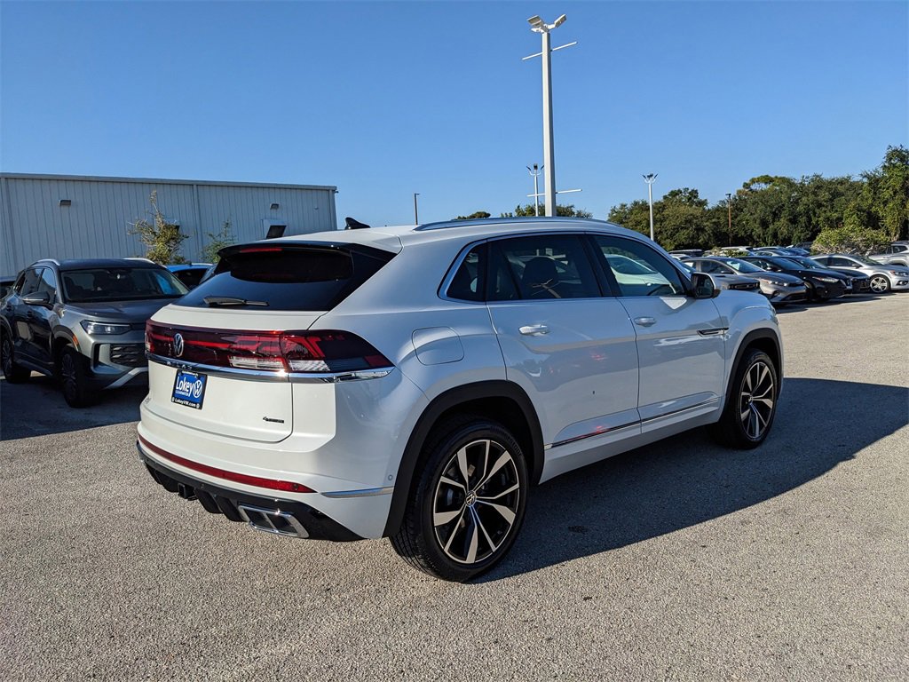 New 2026 Volkswagen Atlas Cross Sport SEL Premium R-Line image 8
