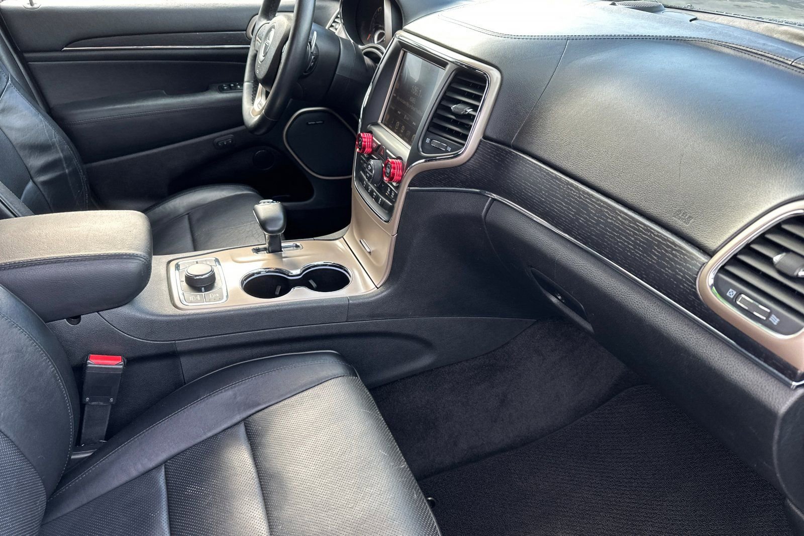 Used 2015 Jeep Grand Cherokee Summit w/ Platinum Series Group image 19