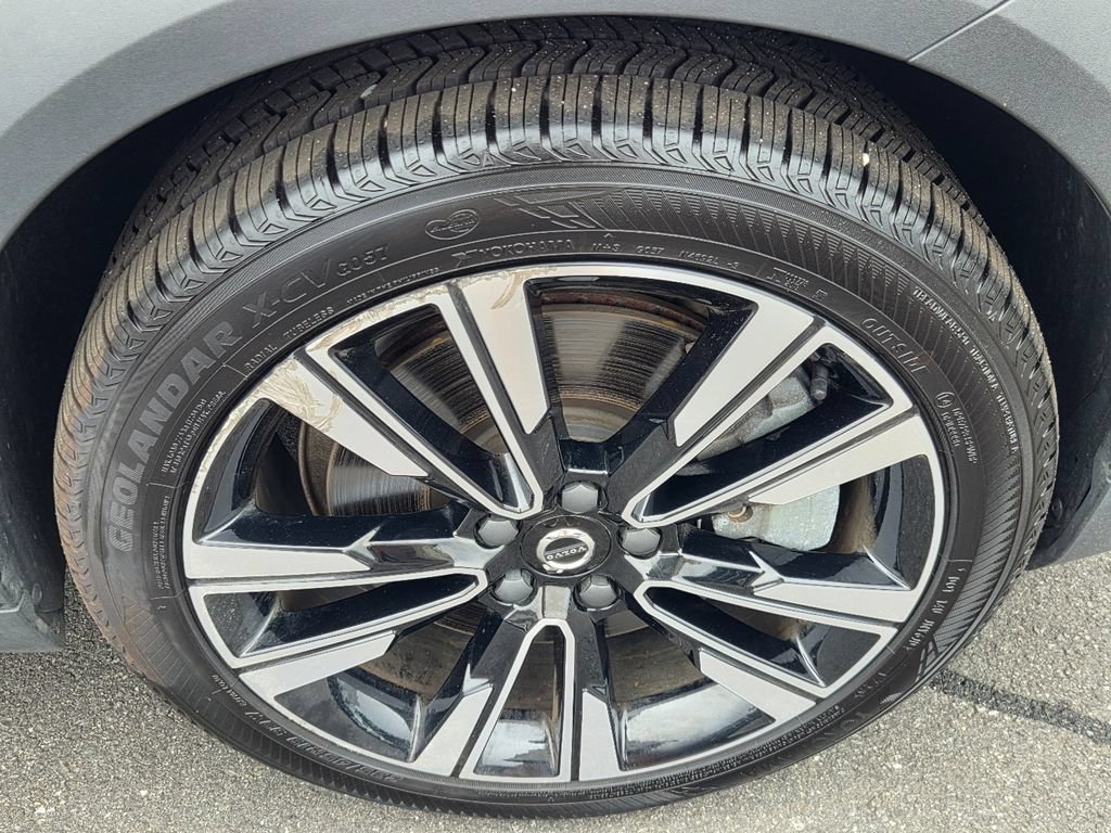 Used 2024 Volvo V60 B5 Cross Country Ultimate AWD/4WD image 8