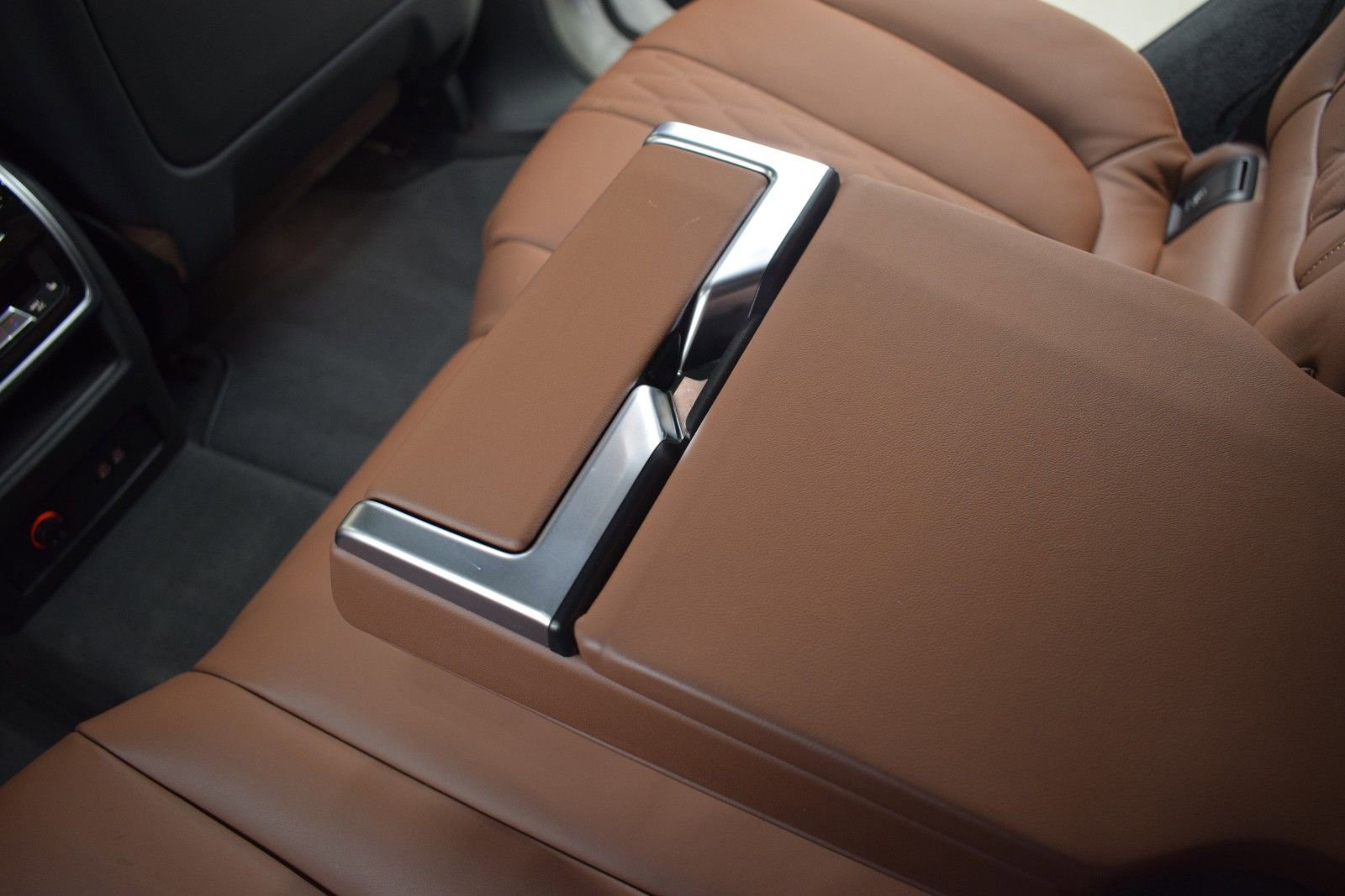 Used 2026 BMW X7 M60i image 20