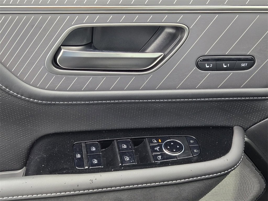 New 2026 INFINITI QX80 Autograph w/ Premium Cargo Package image 25