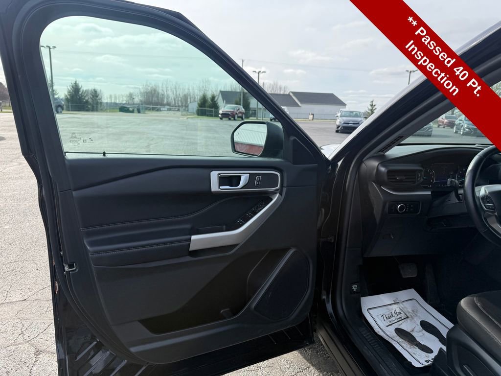 Used 2023 Ford Explorer XLT w/ Class IV Trailer Tow Package image 11