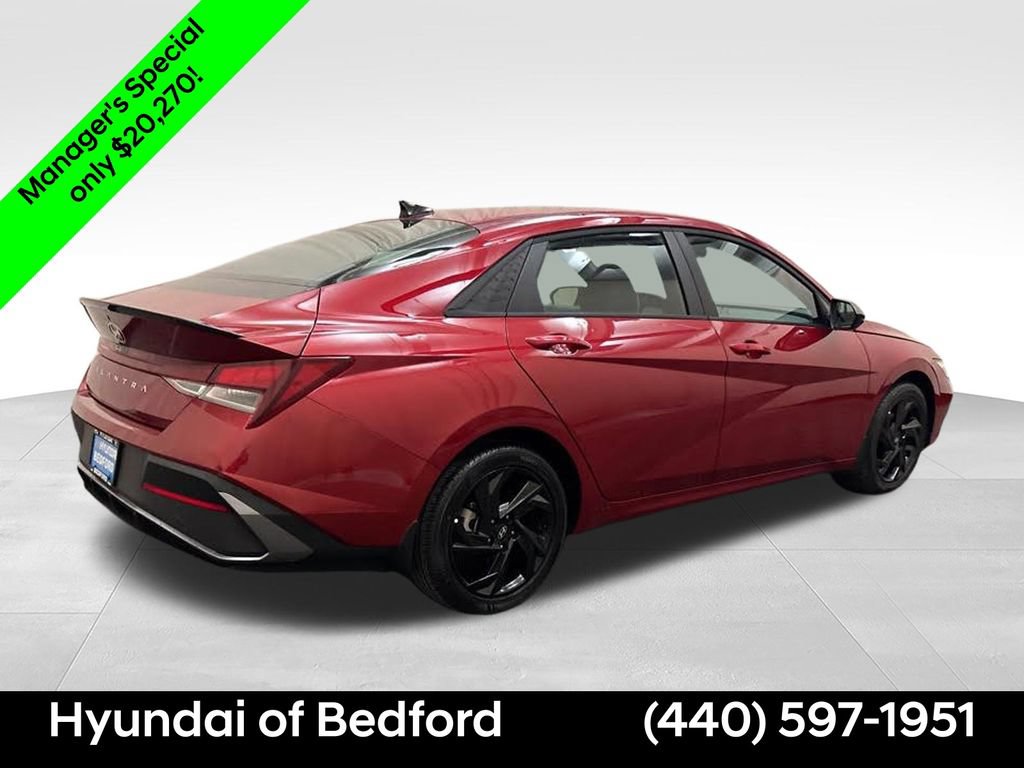 Certified 2026 Hyundai Elantra Sport FWD image 5