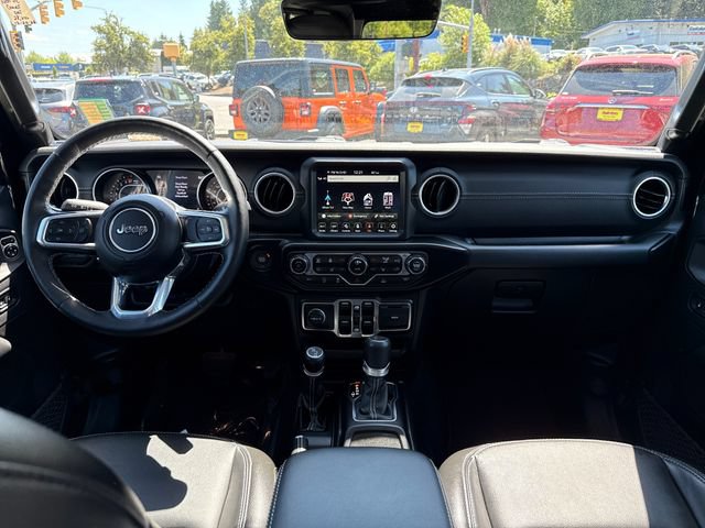 Used 2022 Jeep Gladiator Overland w/ Popular Equipment Package AWD/4WD image 12