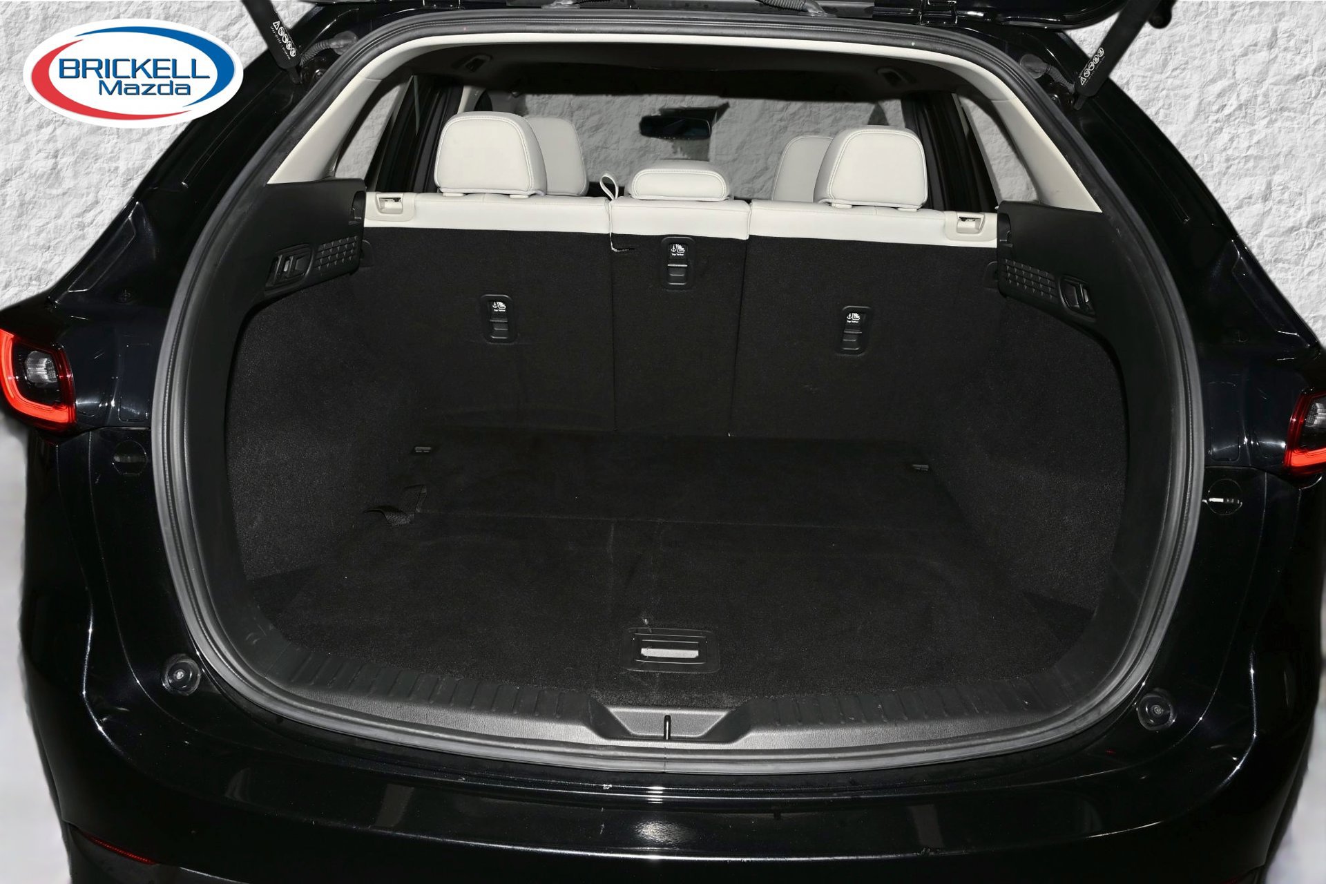 Used 2023 MAZDA CX-5 AWD 2.5 S w/ Premium Plus Pkg image 12