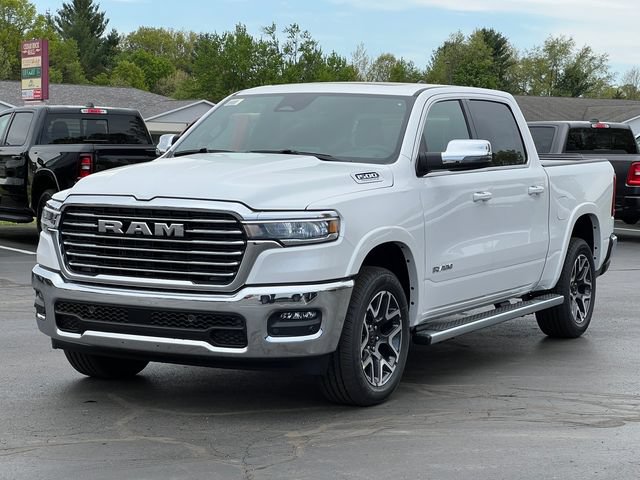 New 2026 RAM 1500 Laramie AWD/4WD image 43