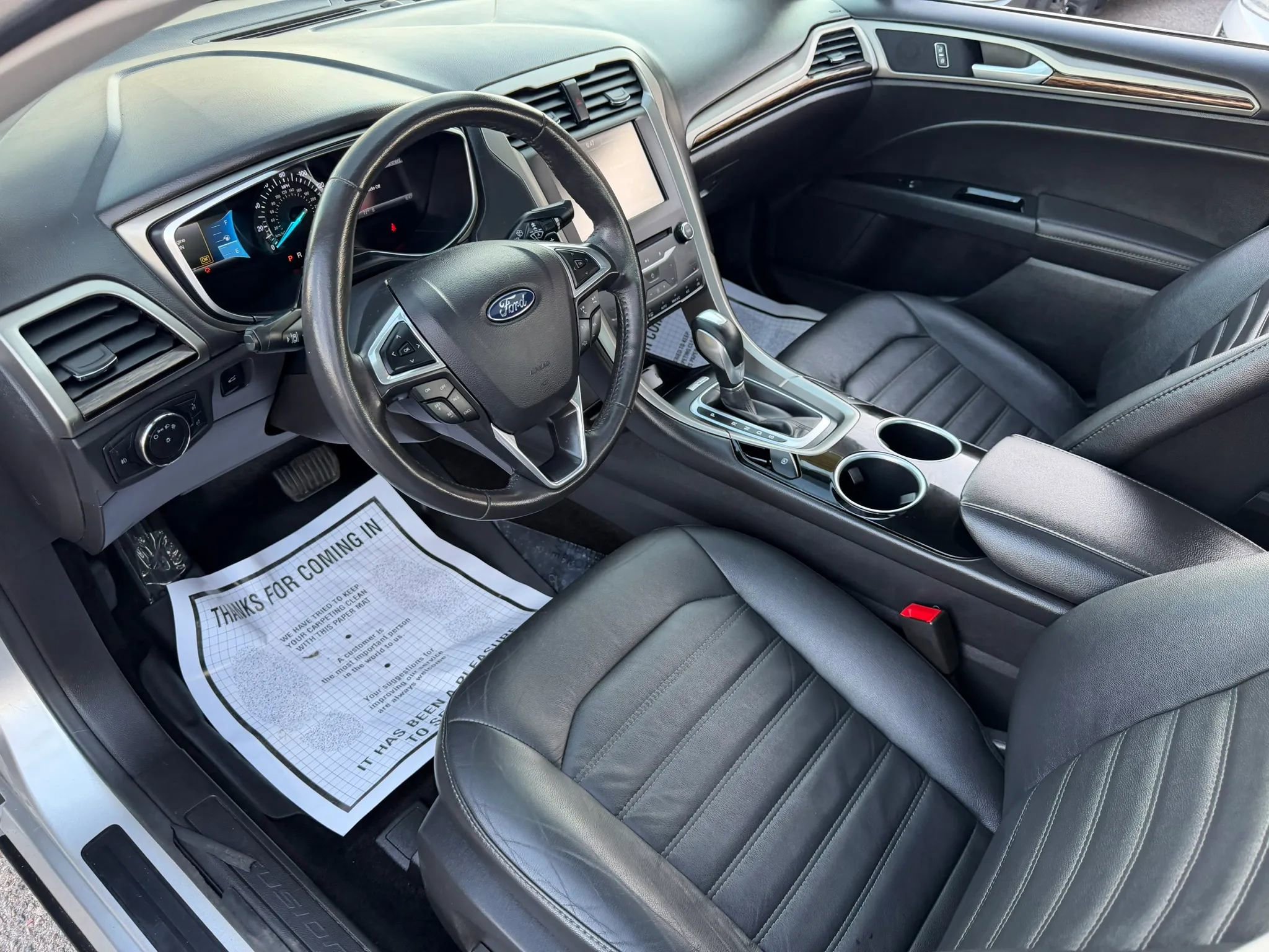 Used 2014 Ford Fusion SE w/ Equipment Group 202A image 16