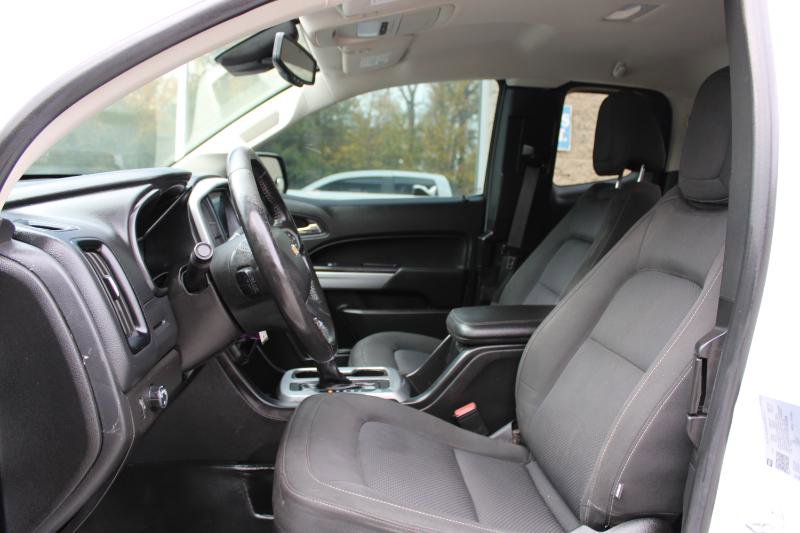 Used 2022 Chevrolet Colorado LT w/ Fleet Safety Package RWD image 11