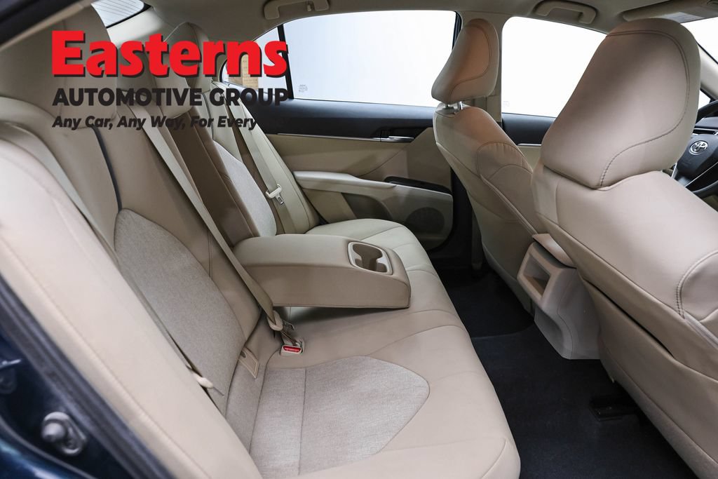 Used 2021 Toyota Camry LE FWD image 23