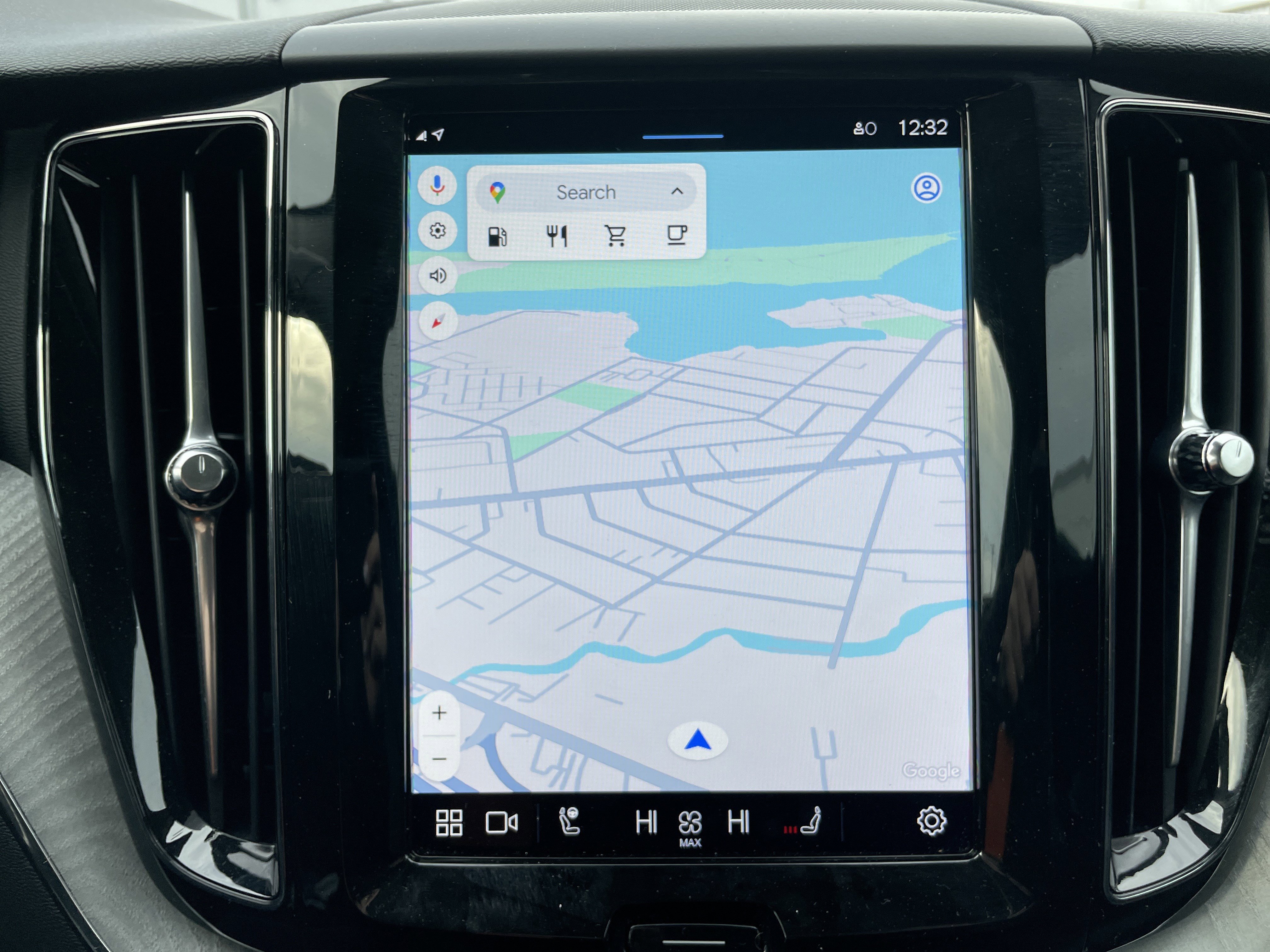 Used 2025 Volvo XC60 B5 Plus image 49