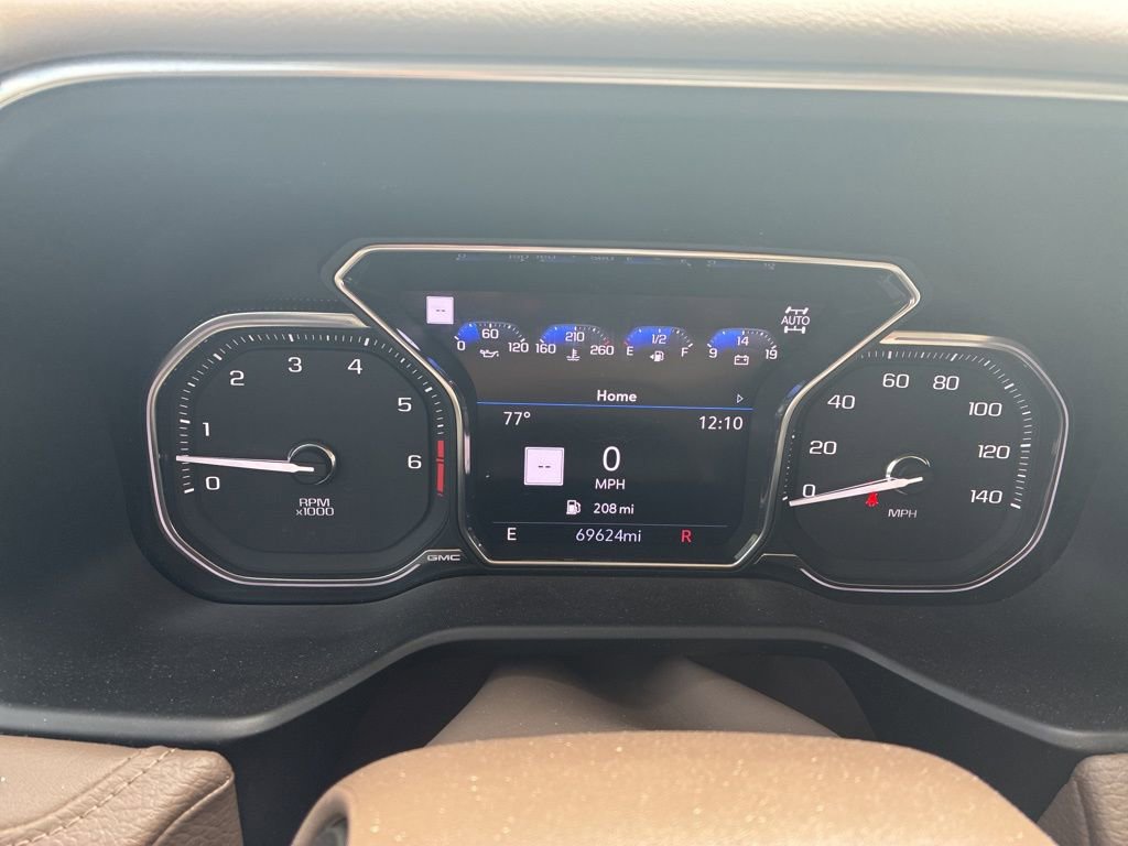 Used 2021 GMC Yukon Denali image 18