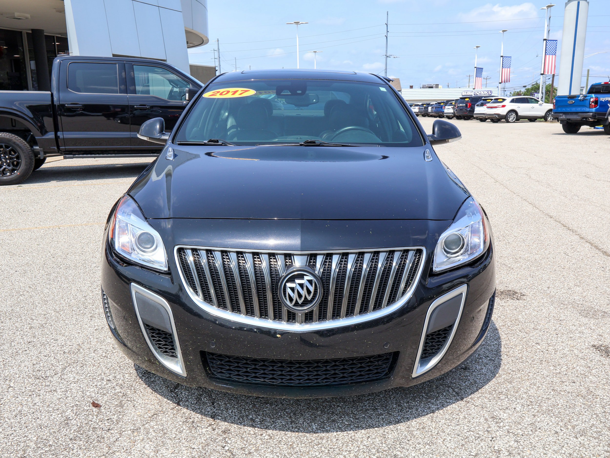 Used 2017 Buick Regal GS w/ Driver Confidence Package #1 AWD/4WD image 8