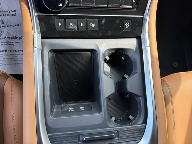 New 2026 Nissan Armada SL w/ Captain's Chari Seat Package image 17