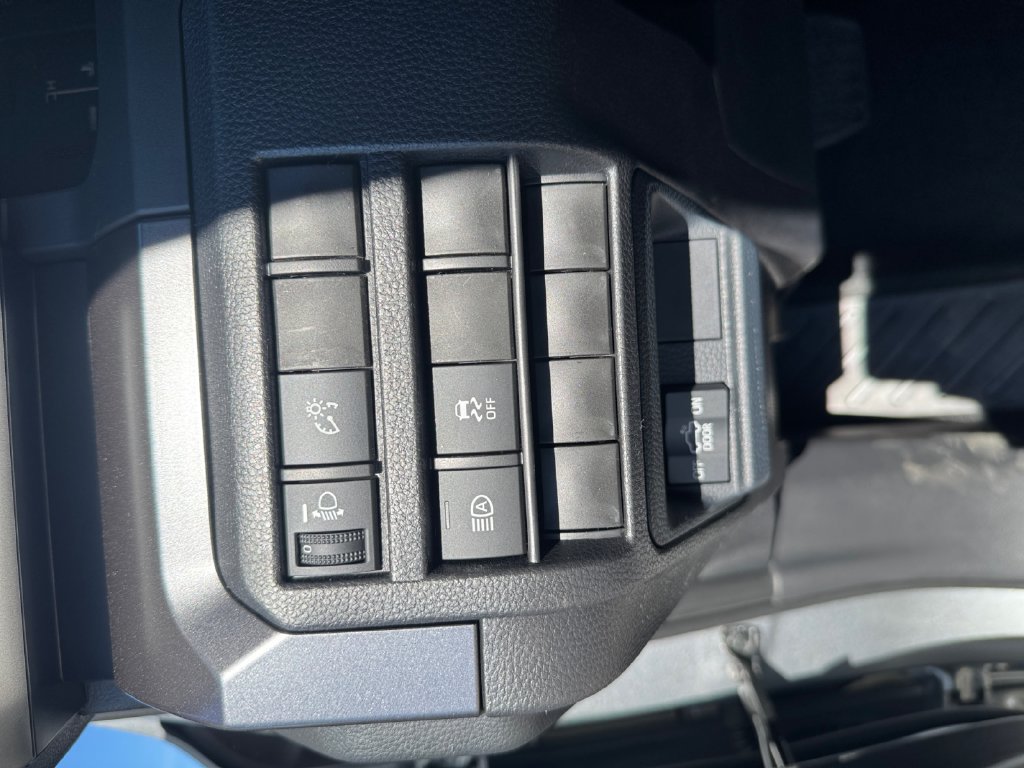 New 2026 Toyota Tacoma SR5 AWD/4WD image 17