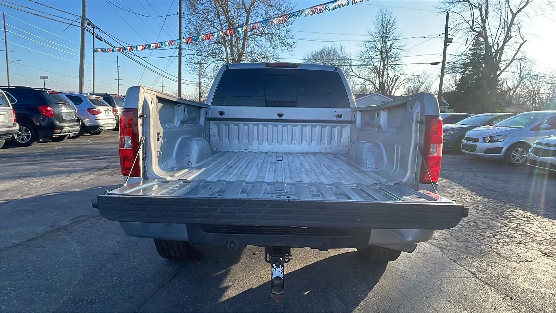 Used 2007 Chevrolet Silverado 1500 LTZ w/ Safety Package AWD/4WD image 10