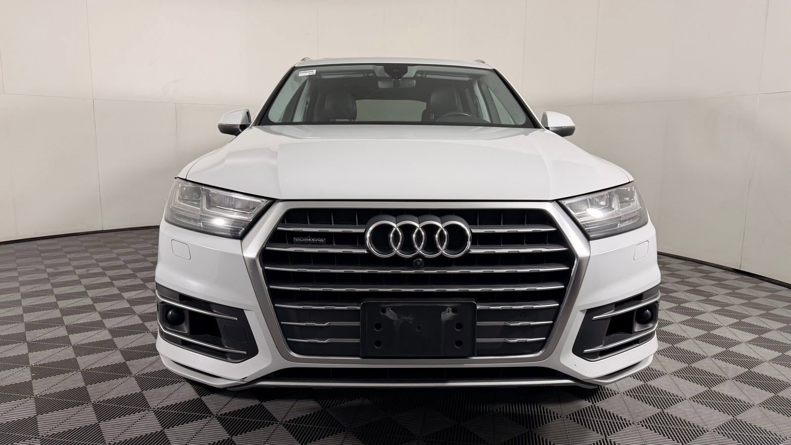 Used 2018 Audi Q7 3.0T Premium Plus AWD/4WD image 2
