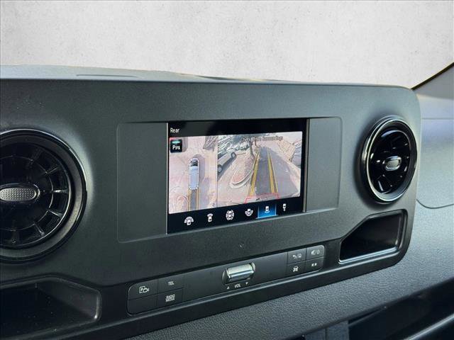 Used 2023 Mercedes-Benz Sprinter 2500 image 13